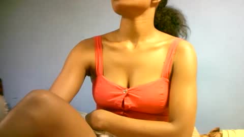 Snapshot of sourayaa chatting on 6, 4, 2026 sourayaa online show from 6, 4, 2026