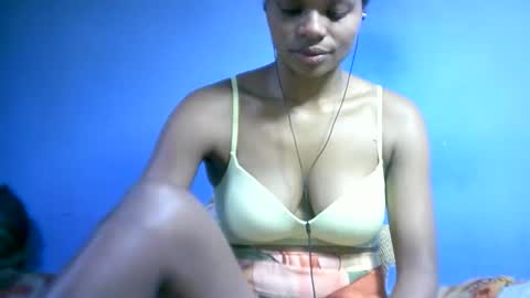 Snapshot of sourayaa chatting on 22, 4, 2026 sourayaa online show from 22, 4, 2026