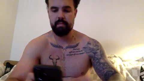 Snapshot of sourpineappleice chatting on 5, 5, 2026 sourpineappleice online show from 5, 5, 2026