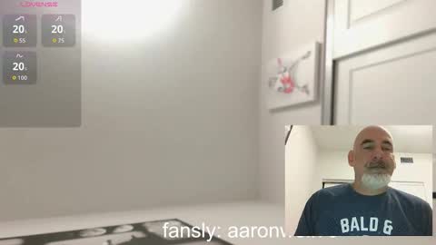 Snapshot of soyelpoti79 chatting on 23, 11, 2025 WhiteWolfFL online show from 23, 11, 2025