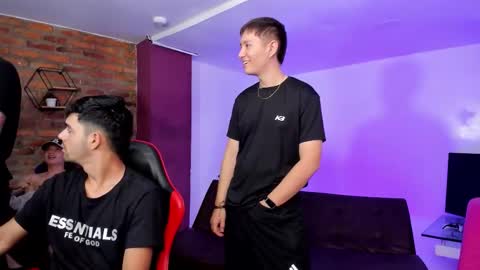 Gabo Lucas and Justin online show from 6, 3, 2026