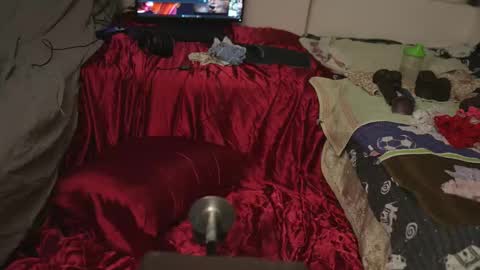 Snapshot of spandexfemboy chatting on 20, 12, 2025 spandexfemboy online show from 20, 12, 2025