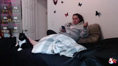 spanishcouple4255 online show from 16, 12, 2025