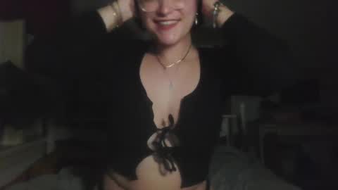 Snapshot of spiceberrybb chatting on 11, 9, 2025 spiceberrybb online show from 11, 9, 2025