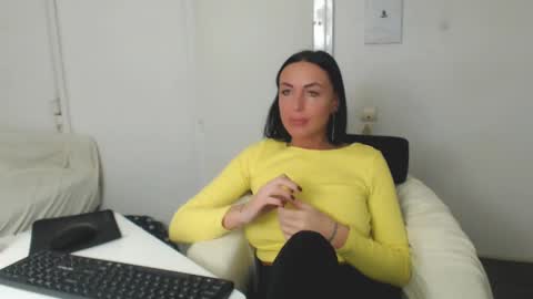 Carla online show from 22, 1, 2025