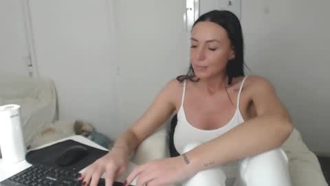 Carla online show from 23, 1, 2025