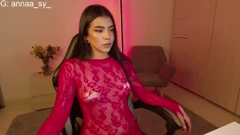 spicy_ana online show from 18, 5, 2026