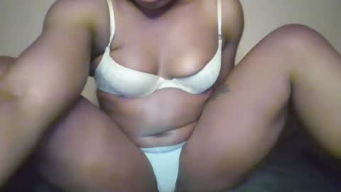 Snapshot of spicyyummy8 chatting on 16, 2, 2026 spicyyummy8 online show from 16, 2, 2026