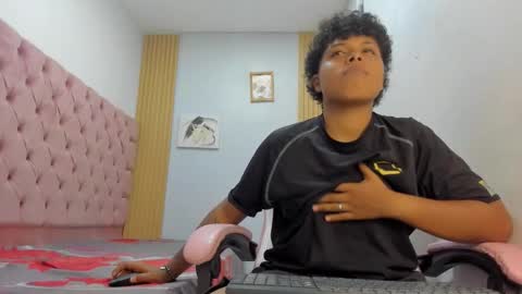 spiderdann_01 online show from 4, 3, 2026