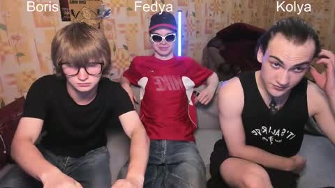 Snapshot of sponge_bob_spencer chatting on 6, 6, 2026 Boris Fedya Kolya online show from 6, 6, 2026