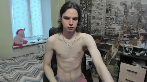 Snapshot of sponge_bob_spencer chatting on 8, 7, 2026 Boris Fedya Kolya online show from 8, 7, 2026