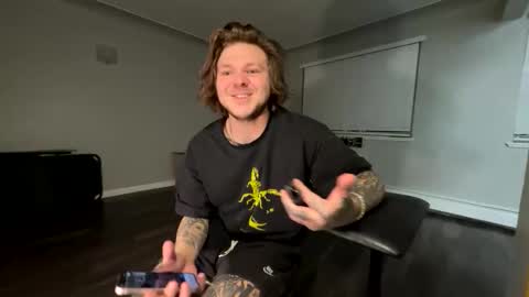 Snapshot of sportsfreak1619 chatting on 26, 11, 2025 sportsfreak1619 online show from 26, 11, 2025