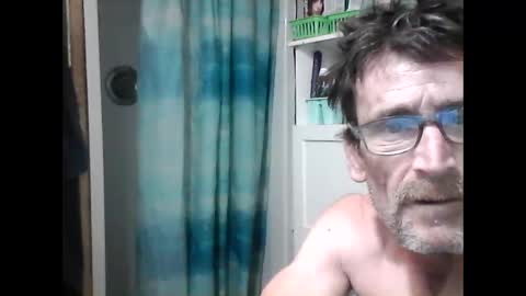 Snapshot of spraytecrick211 chatting on 11, 12, 2024 spraytecrick211 online show from 11, 12, 2024