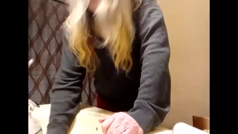 spunslut212 online show from 24, 2, 2025