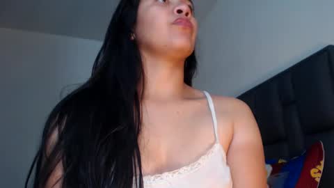 Carolainss online show from 30, 1, 2025