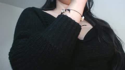 Carolainss online show from 10, 3, 2025