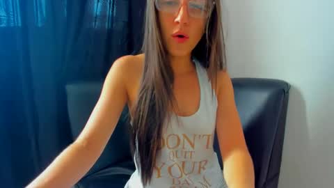 Snapshot of squirttati33 chatting on 3, 3, 2025 Tati online show from 3, 3, 2025