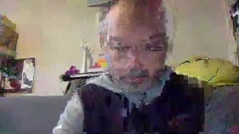 Snapshot of srekos38 chatting on 8, 12, 2024 srekos38 online show from 8, 12, 2024