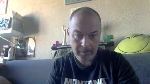 Snapshot of srekos38 chatting on 16, 12, 2024 srekos38 online show from 16, 12, 2024