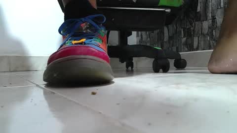 Snapshot of srfindomfeet_ chatting on 5, 5, 2026 sr master cum its my old account online show from 5, 5, 2026