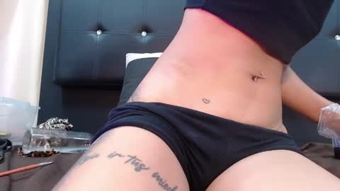 Snapshot of srta_luciana chatting on 1, 5, 2026 . . online show from 1, 5, 2026