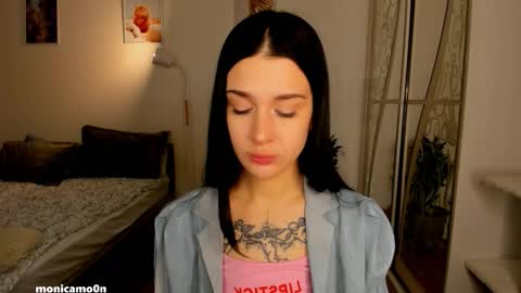 Snapshot of ssash1mii chatting on 30, 11, 2025 Hey guys i miss you so much online show from 30, 11, 2025