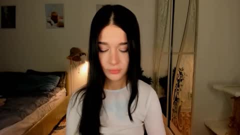 Snapshot of ssash1mii chatting on 17, 2, 2026 Hey guys i miss you so much online show from 17, 2, 2026