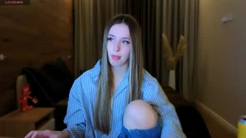 Chloe online show from 25, 6, 2026