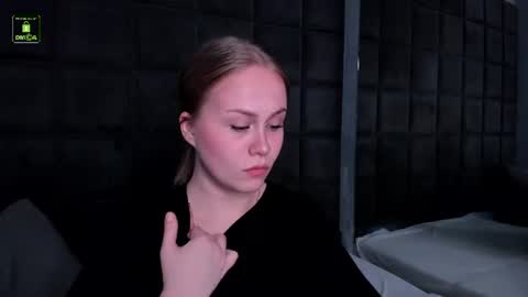 Snapshot of stacy_moorexx chatting on 25, 6, 2026 STACY online show from 25, 6, 2026
