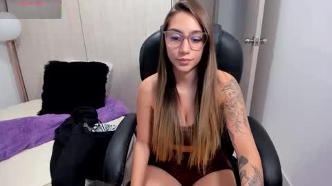 Snapshot of stacyconner chatting on 7, 1, 2026 Stacy Conner online show from 7, 1, 2026