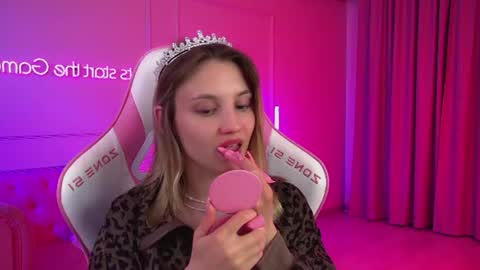 Snapshot of stacyevancesss chatting on 13, 6, 2026 StacyEvances online show from 13, 6, 2026