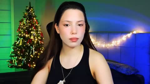 Snapshot of stacygonzales_ chatting on 6, 1, 2025 Bye bye dear See you on December 3st  online show from 6, 1, 2025