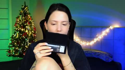 Snapshot of stacygonzales_ chatting on 7, 1, 2025 Bye bye dear See you on December 3st  online show from 7, 1, 2025