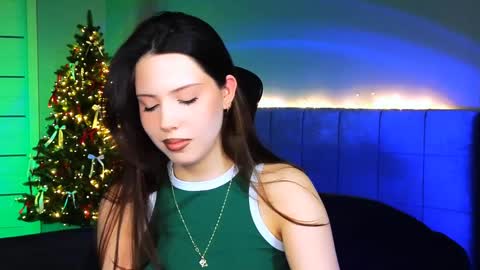 Snapshot of stacygonzales_ chatting on 29, 1, 2025 Bye bye dear See you on December 3st  online show from 29, 1, 2025