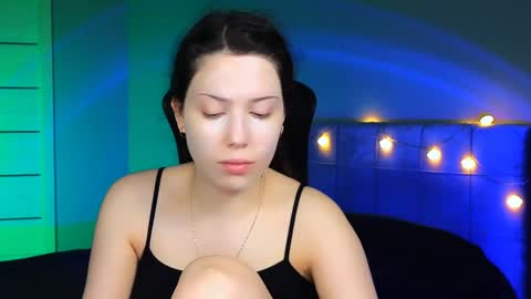 Snapshot of stacygonzales_ chatting on 4, 2, 2025 Bye bye dear See you on December 3st  online show from 4, 2, 2025