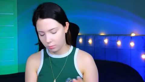 Snapshot of stacygonzales_ chatting on 22, 2, 2025 Bye bye dear See you on December 3st  online show from 22, 2, 2025