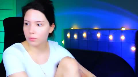 Snapshot of stacygonzales_ chatting on 4, 3, 2025 Bye bye dear See you on December 3st  online show from 4, 3, 2025