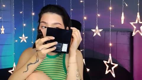 Snapshot of stacygonzales_ chatting on 12, 10, 2025 Bye bye dear See you on December 3st  online show from 12, 10, 2025