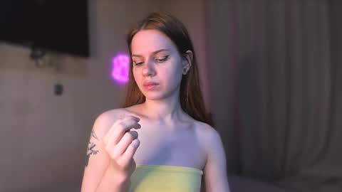 stacyloveforu online show from 9, 9, 2025