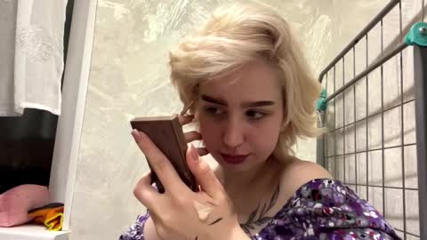 Snapshot of stacytrayler chatting on 28, 2, 2026 Emma online show from 28, 2, 2026