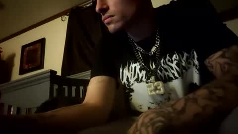 Straightupdownbad online show from 8, 1, 2026