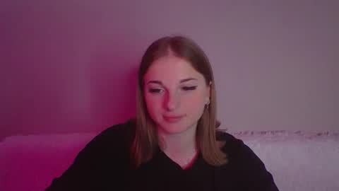 star_girlish online show from 25, 10, 2025