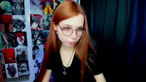 Snapshot of star_tarra chatting on 21, 4, 2026 Tarra online show from 21, 4, 2026
