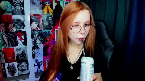 Snapshot of star_tarra chatting on 21, 4, 2026 Tarra online show from 21, 4, 2026