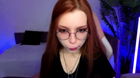 Snapshot of star_tarra chatting on 24, 4, 2026 Tarra online show from 24, 4, 2026