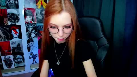 Snapshot of star_tarra chatting on 28, 4, 2026 Tarra online show from 28, 4, 2026
