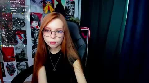Snapshot of star_tarra chatting on 7, 5, 2026 Tarra online show from 7, 5, 2026