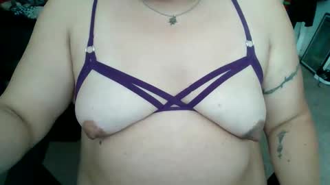 Snapshot of starella___saxxxton chatting on 17, 5, 2026 starella___saxxxton online show from 17, 5, 2026