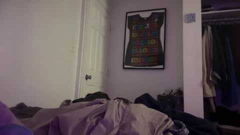 Snapshot of stargirlrising chatting on 16, 12, 2025 STAR online show from 16, 12, 2025