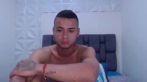 Julian and Andres online show from 22, 12, 2024